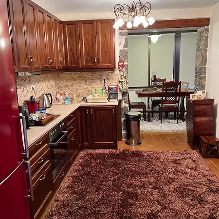 Mountain View - Full Πολύδροσος